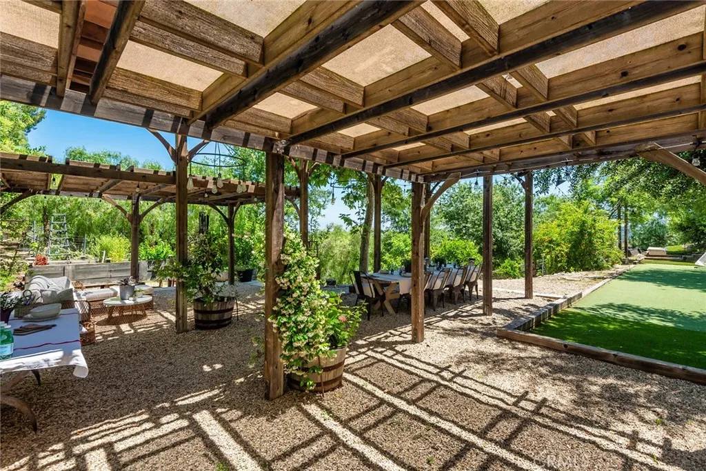 5207 Saddle Creek Road, Hidden Hills, California 91302 home-pic-40